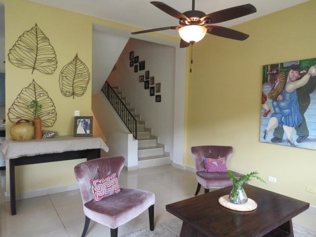 Beautiful House - Casa en Altos de Panamá